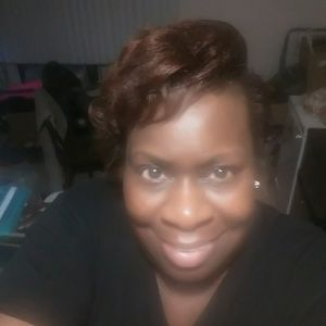 Meet your Posher, Florica